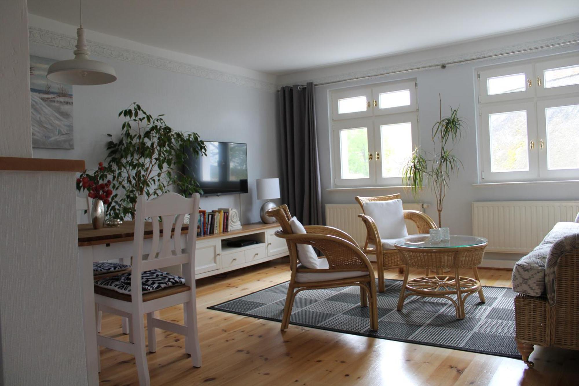 Haus Rosengarten Apartment Middelhagen