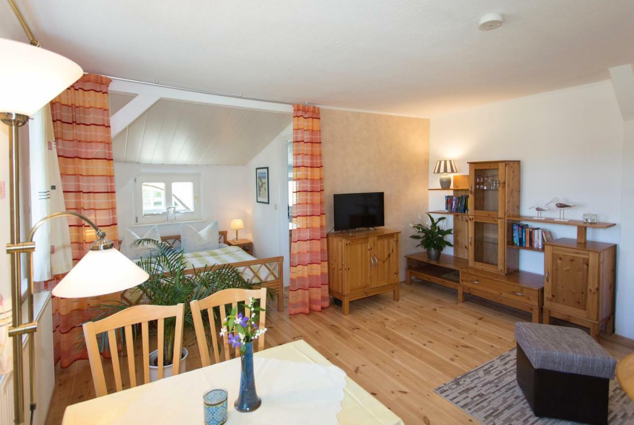 Apartment Haus Rosengarten Middelhagen
